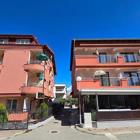 Villa & Apartments Antigona Ohrid Extérieur photo