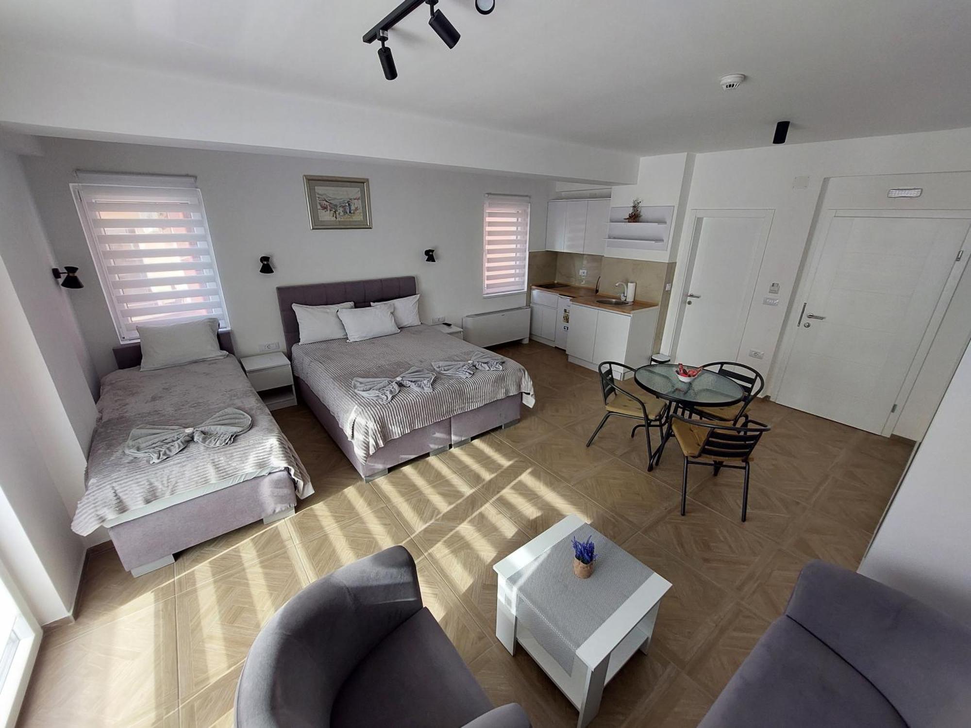 Villa & Apartments Antigona Ohrid Extérieur photo