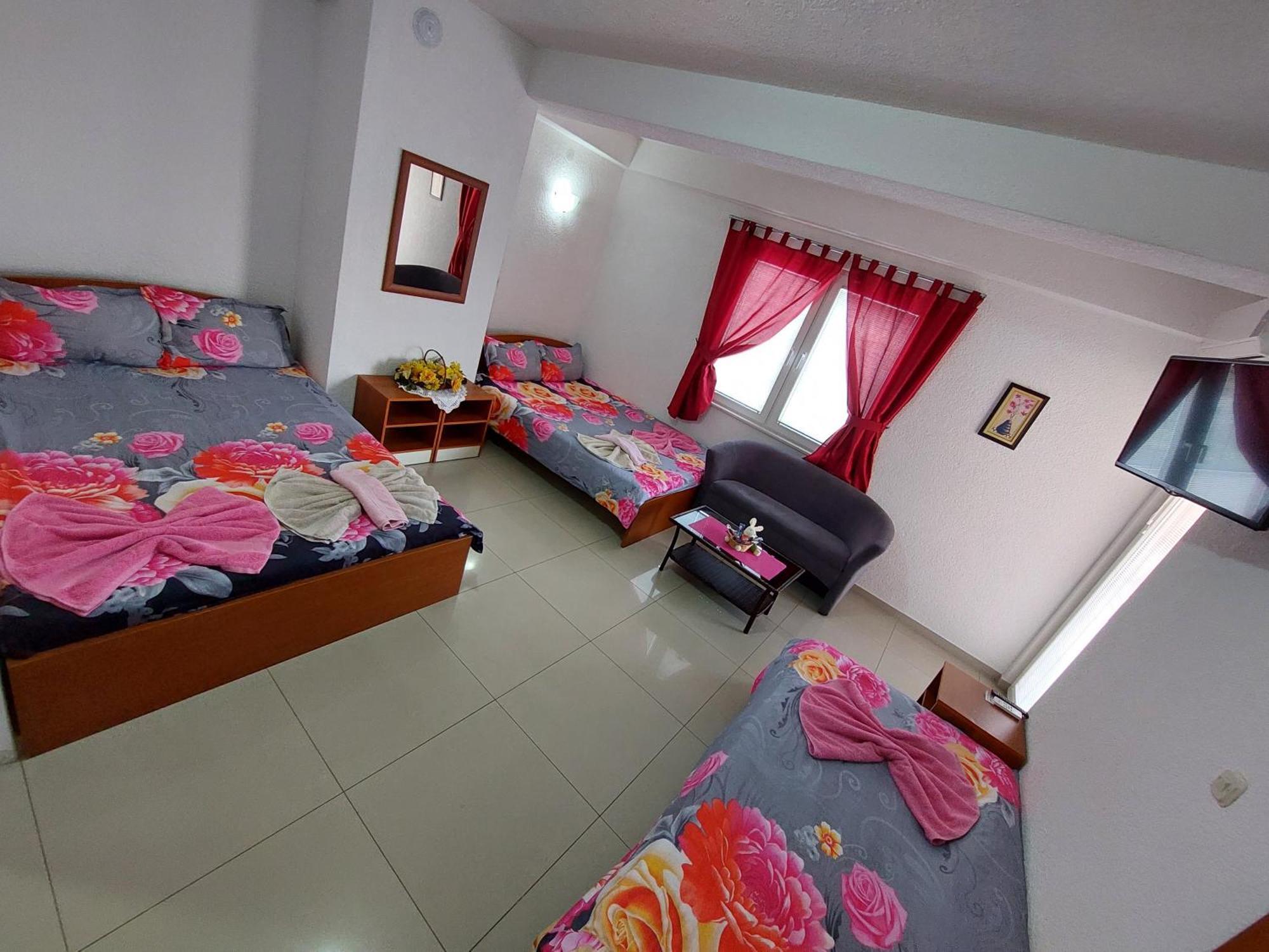 Villa & Apartments Antigona Ohrid Extérieur photo