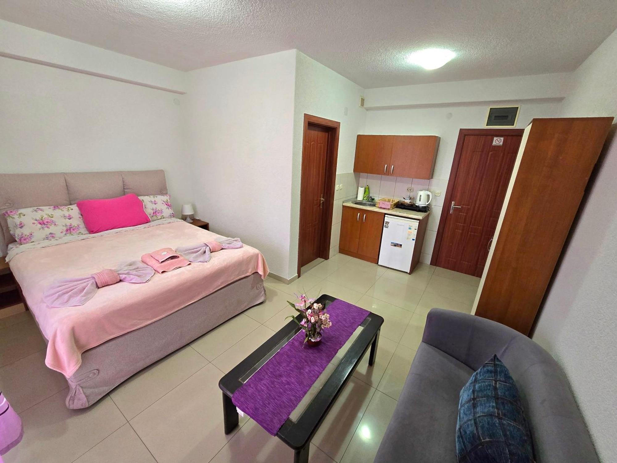 Villa & Apartments Antigona Ohrid Extérieur photo